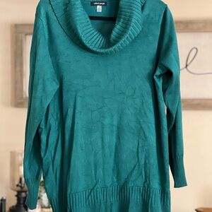 Cable & Gauge Green Cowl Neck Sweater